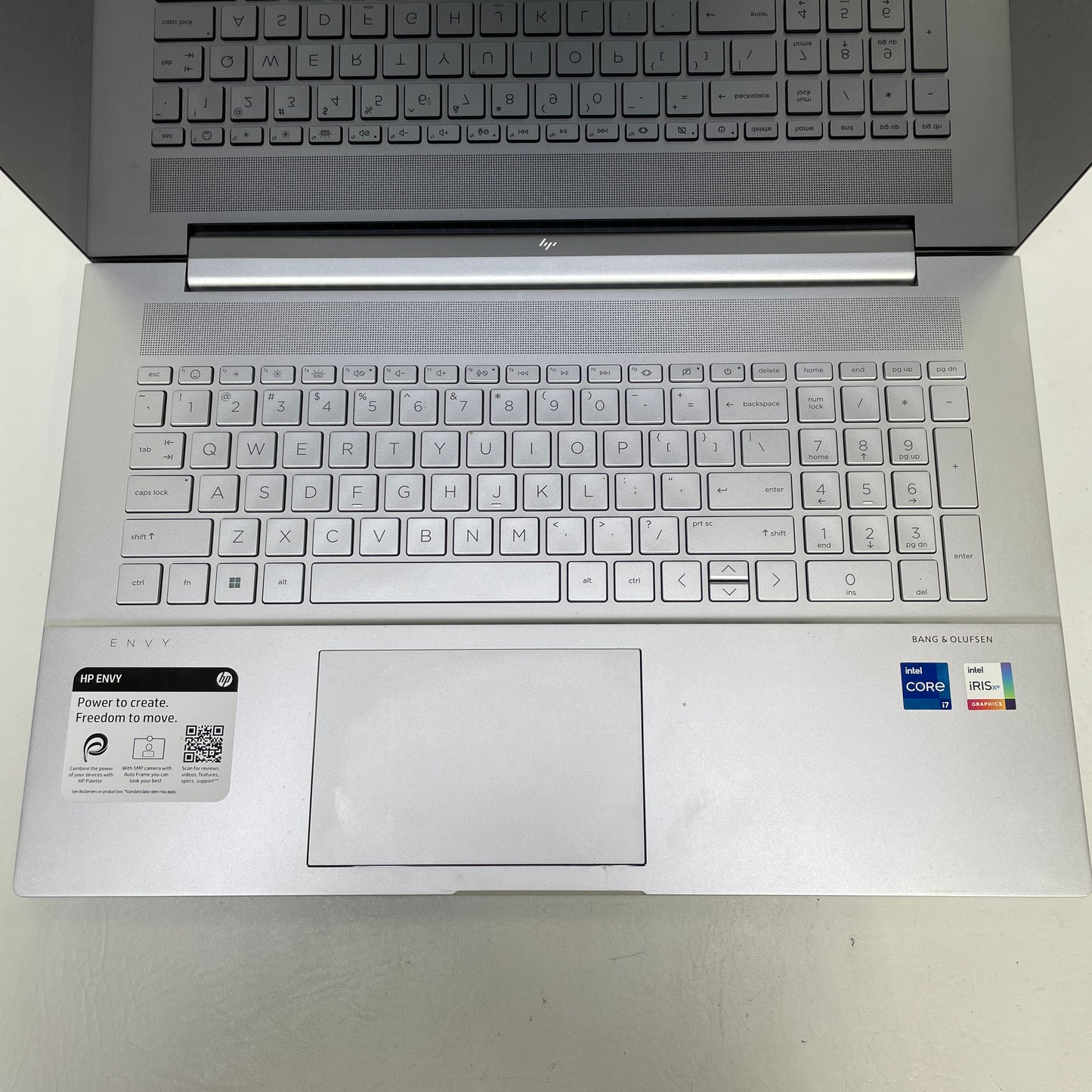 HP Envy 17-CR0013DX 17.3" i7-1260P 2.1GHz 12GB RAM 512GB SSD