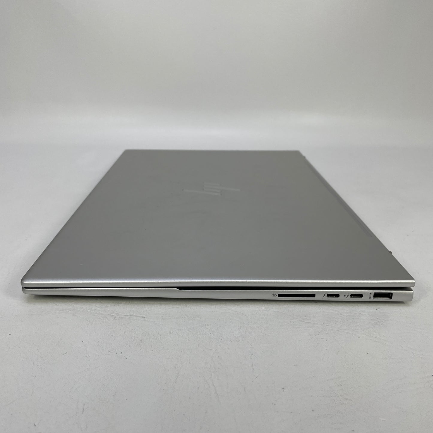 HP Envy 17-CR0013DX 17.3" i7-1260P 2.1GHz 12GB RAM 512GB SSD