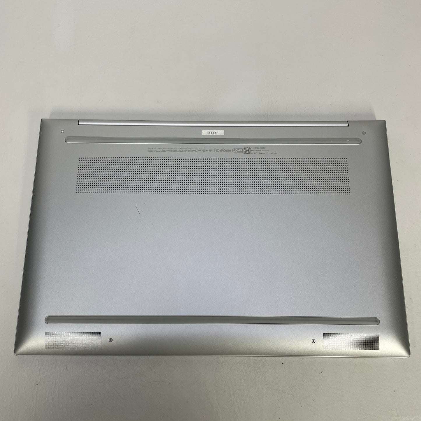 HP Envy 17-CR0013DX 17.3" i7-1260P 2.1GHz 12GB RAM 512GB SSD