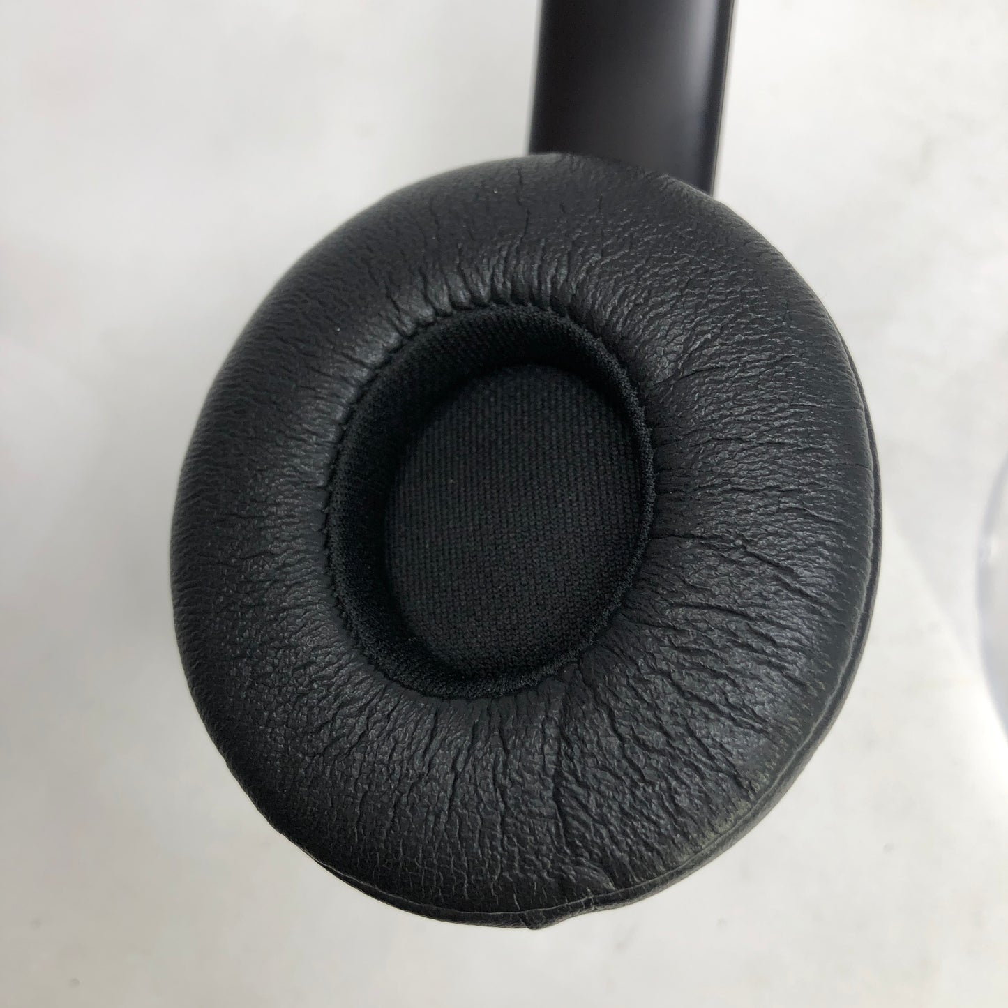 Beats Solo3 Wireless On-Ear Bluetooth Headphones Black A1796