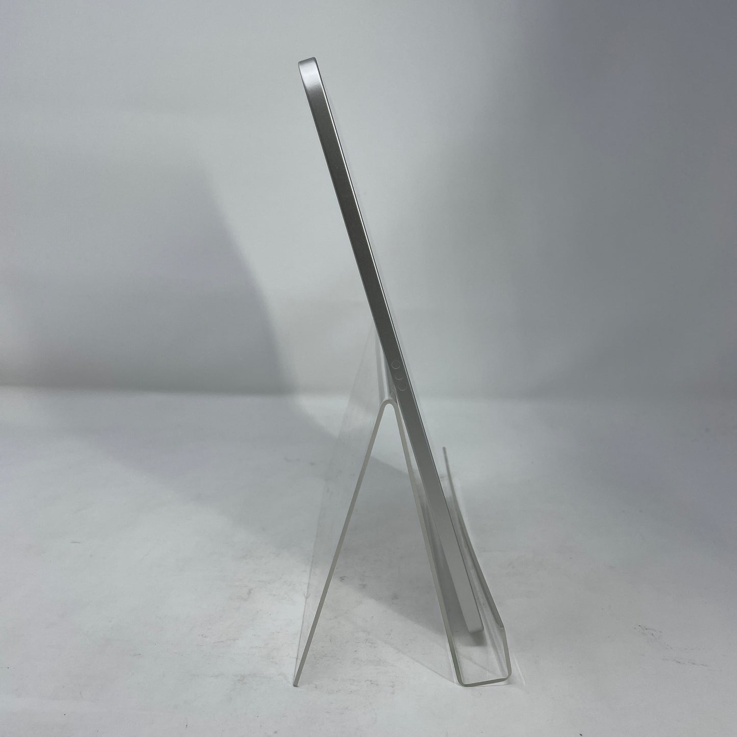 WiFi Only Apple iPad 11" (A16) 128GB Silver MD3Y4LL/A