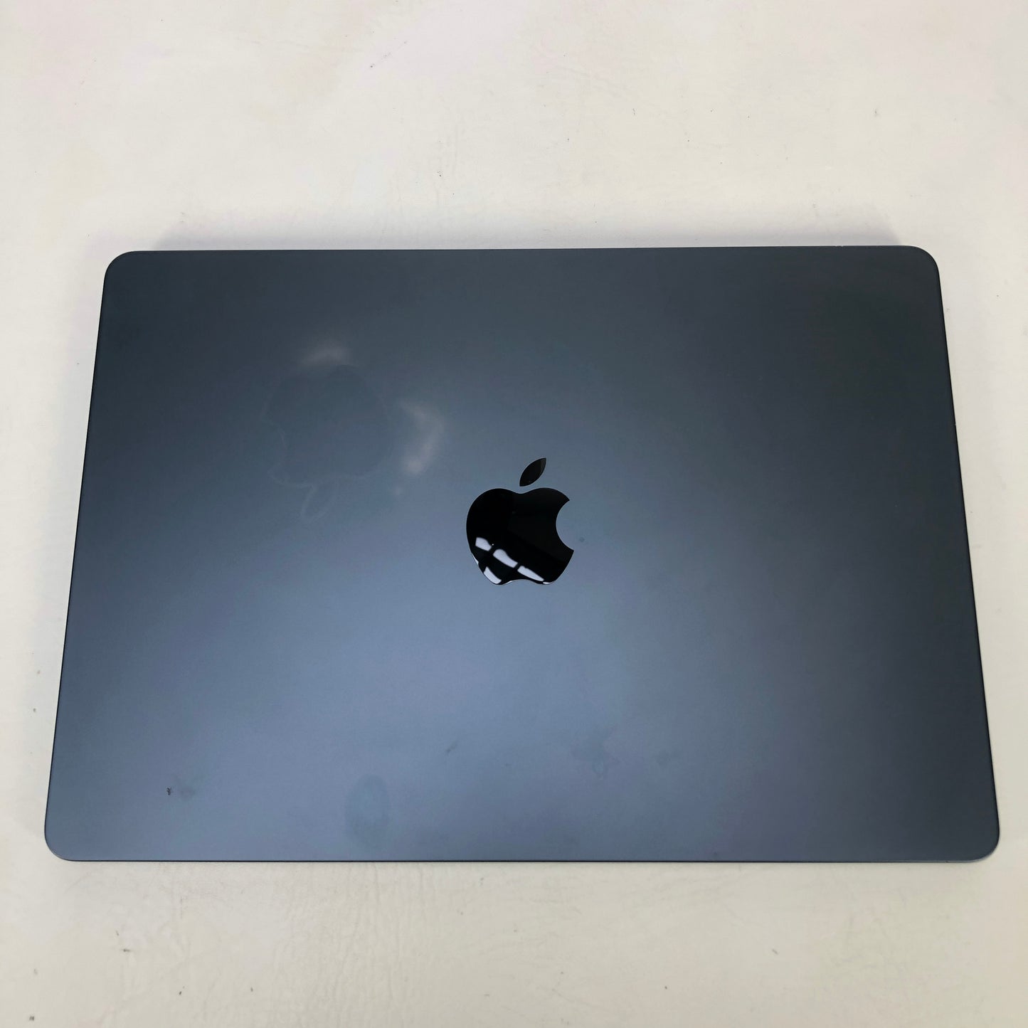 2024 Apple MacBook Air 13.6" M3 8C GPU 4.0GHz 8GB RAM 256GB SSD MRXV3LL/A