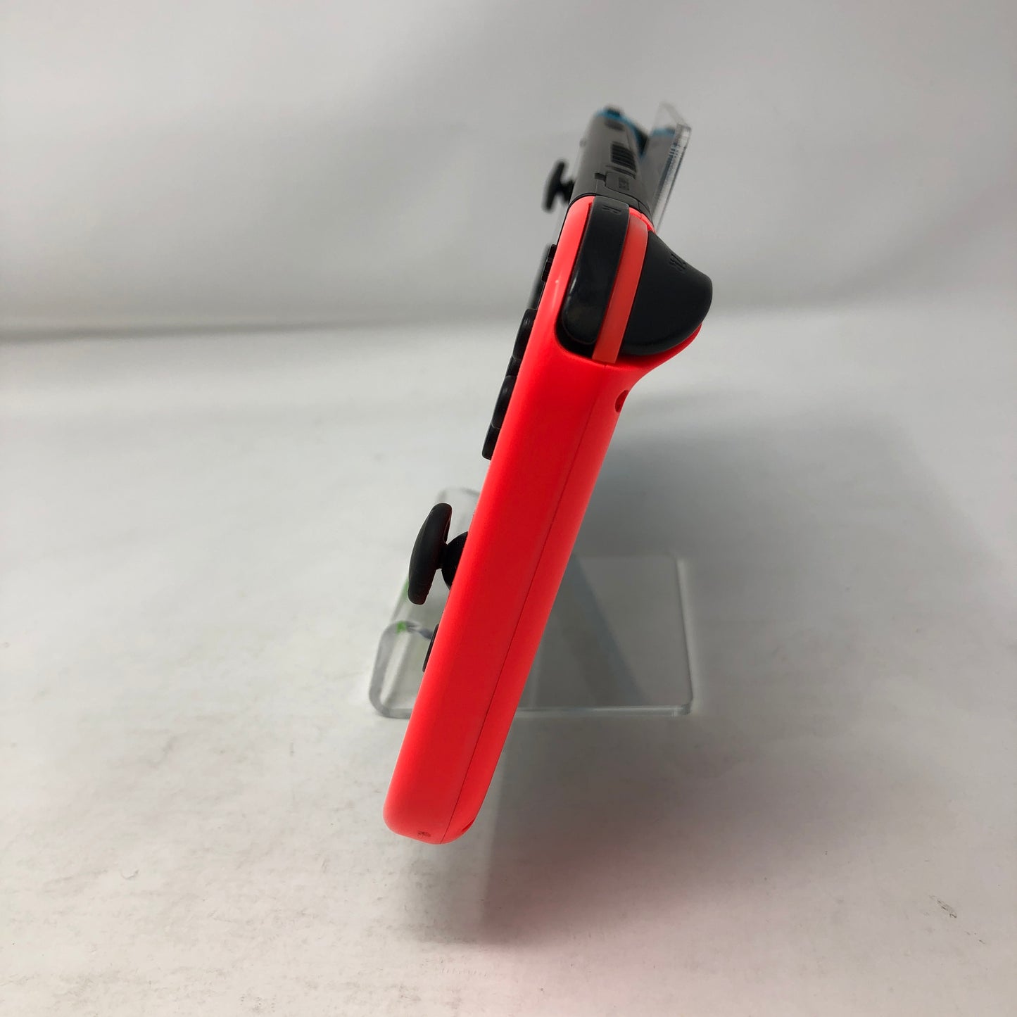 Nintendo Switch v2 Console Gaming System HAC-001(-01)  Red/Blue