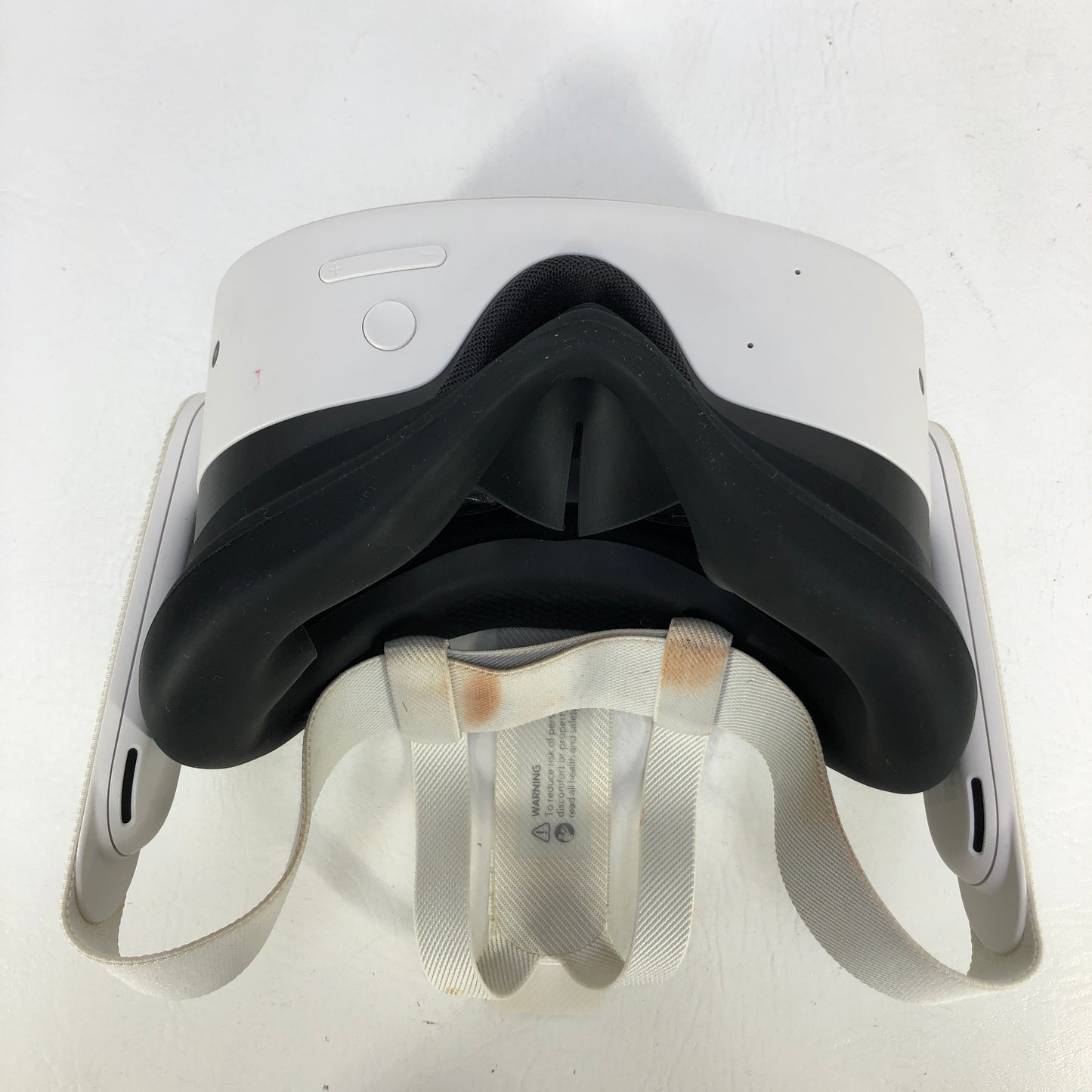 Meta Quest 3S 128GB Standalone All-in-One VR Headset P97