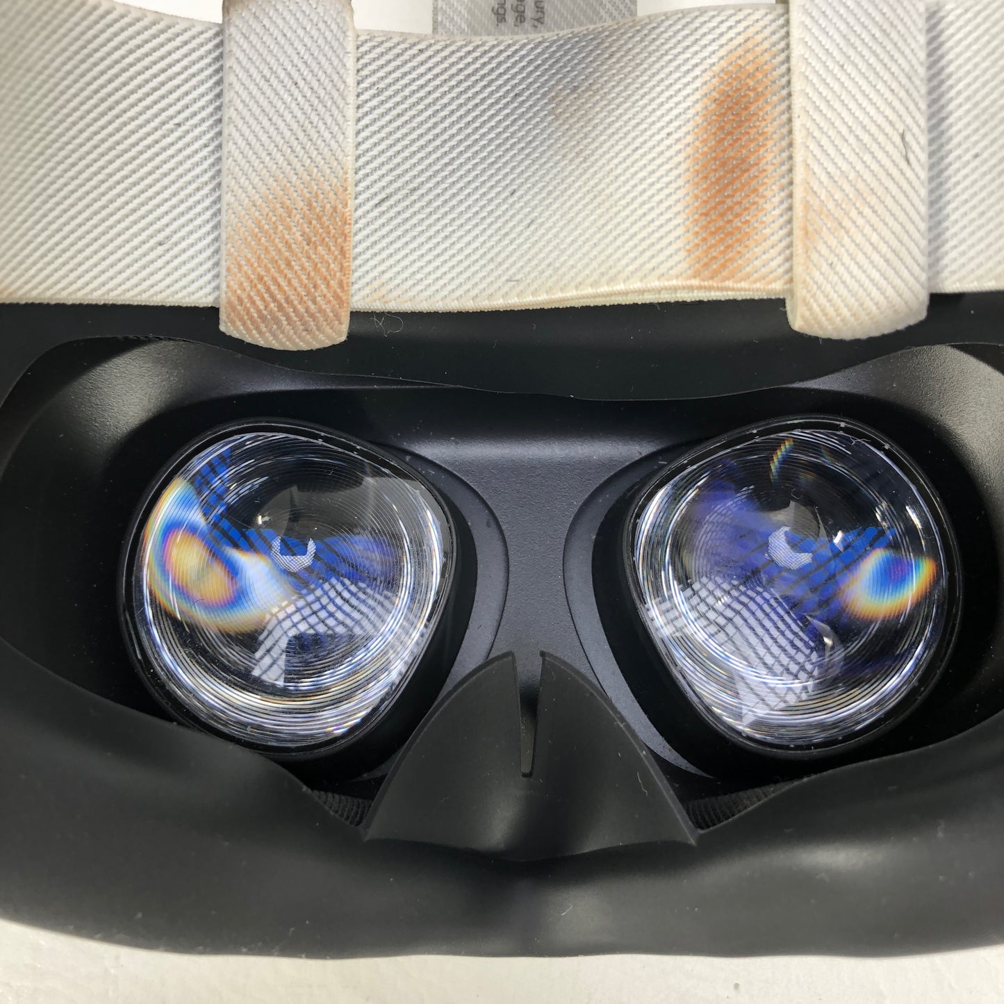 Meta Quest 3S 128GB Standalone All-in-One VR Headset P97