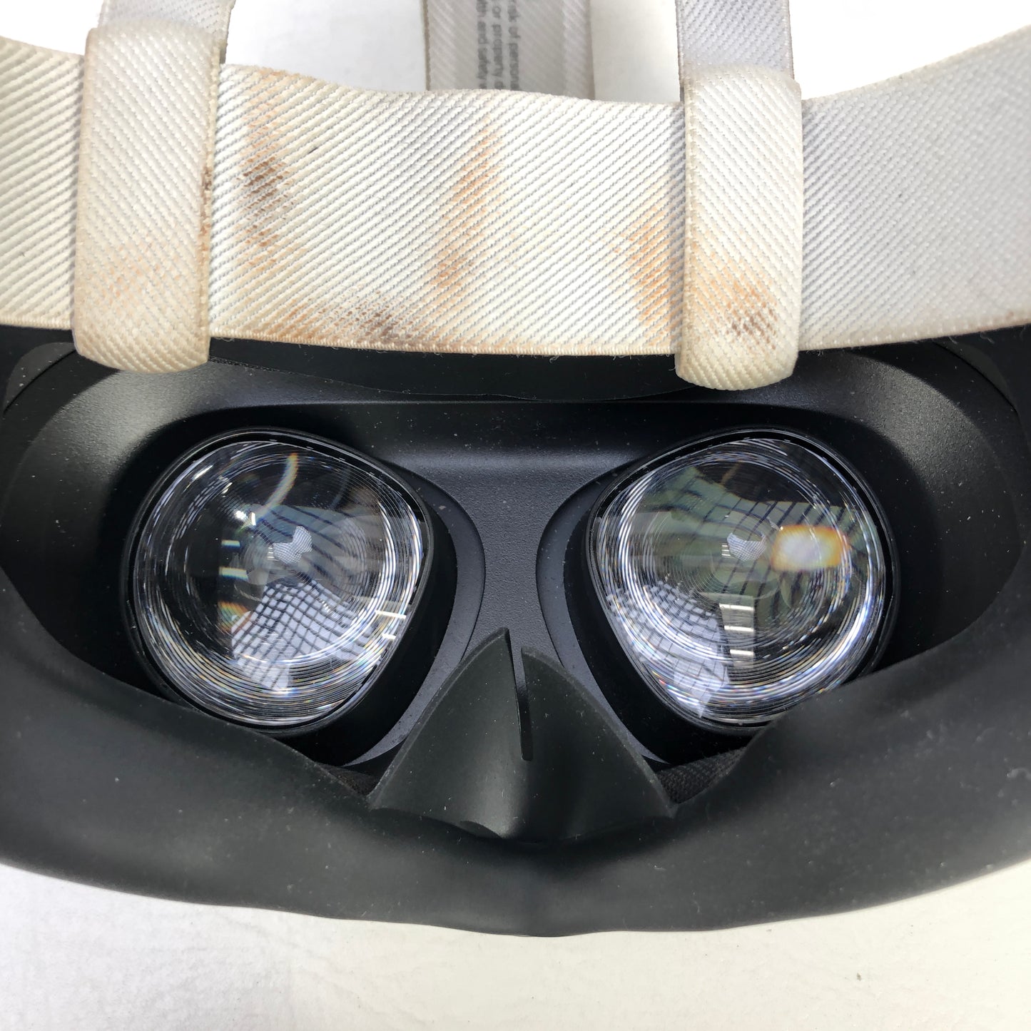 Meta Quest 3S 128GB Standalone All-in-One VR Headset P97