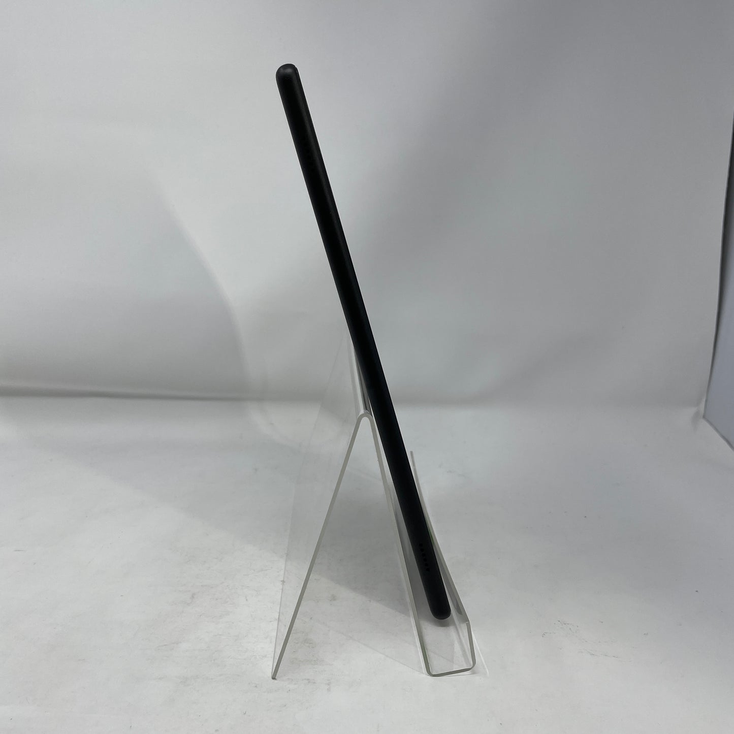 WiFi Only Amazon M8S26G 32GB Black 