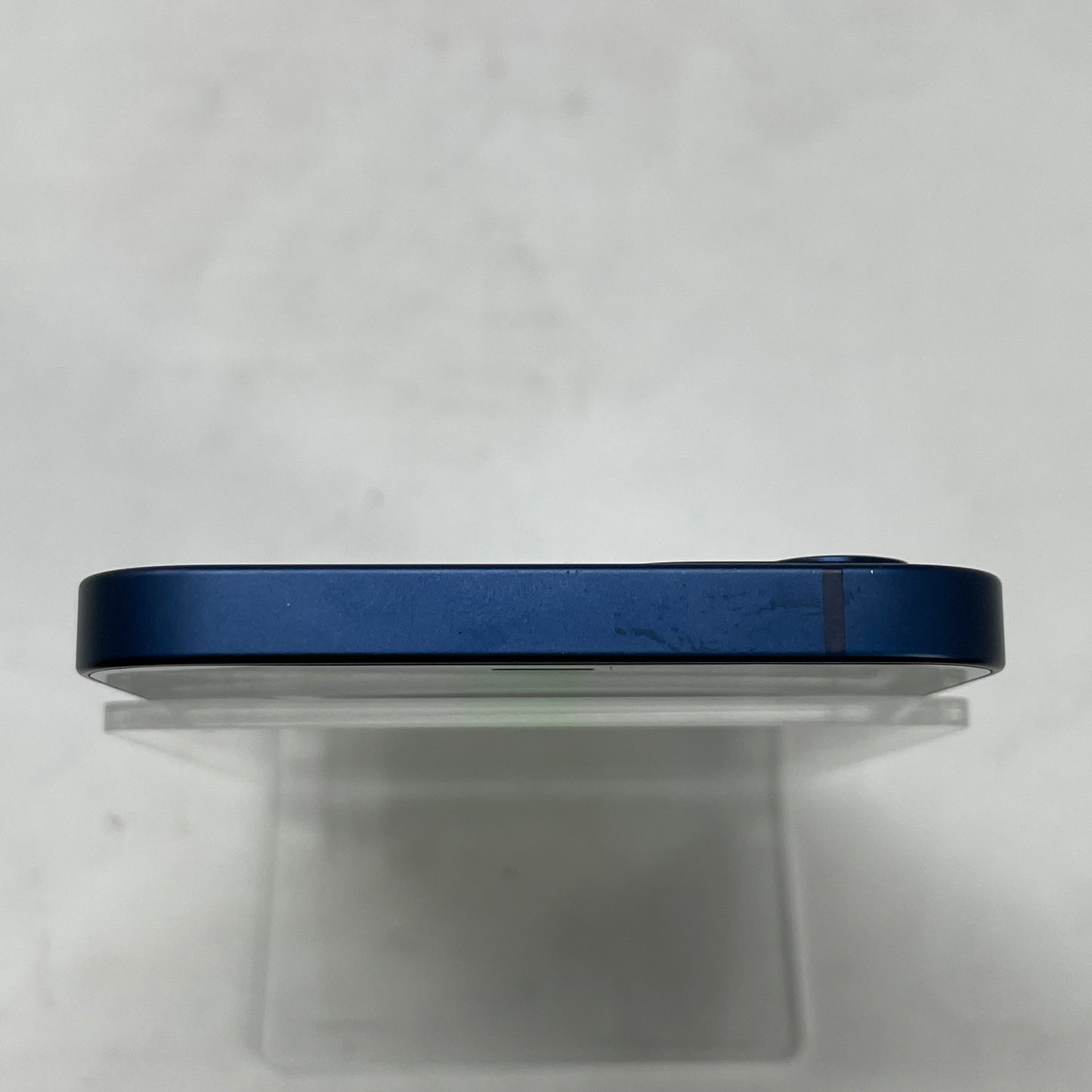 Factory Unlocked Apple iPhone 12 64GB Blue MGFP3LL/A