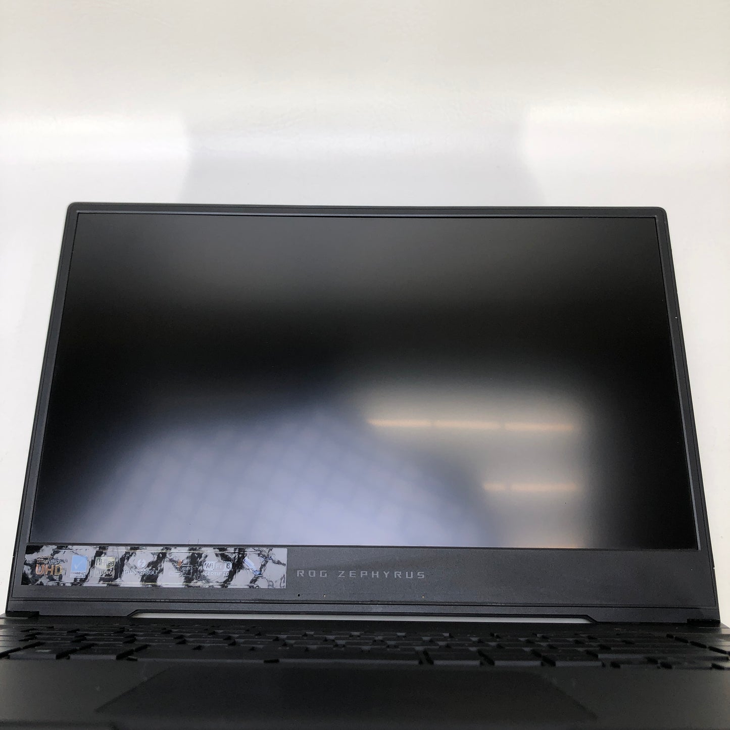 Asus ROG Zephyrus M15 M15 15.6" i7-10750H 2.59Ghz 16GB RAM 1TB SSD GeForce RTX 