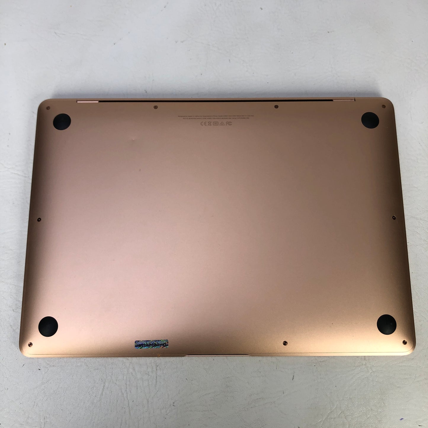 2019 Apple MacBook Air 13.3" i5 1.6GHz 8GB RAM 256GB SSD Gold A1932