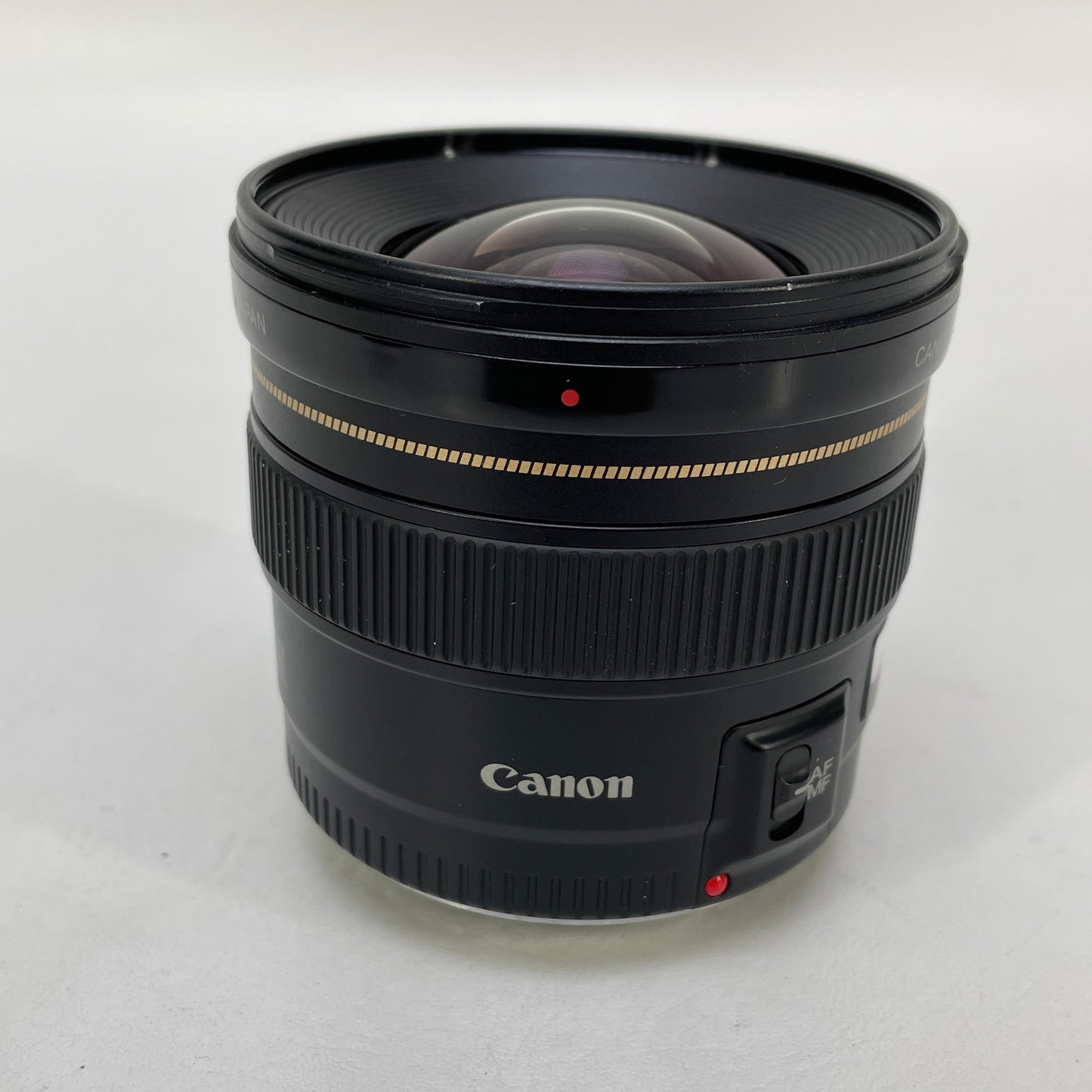 Canon EF 20mm f/2.8 USM Ultra-Wide-Angle Prime Lens