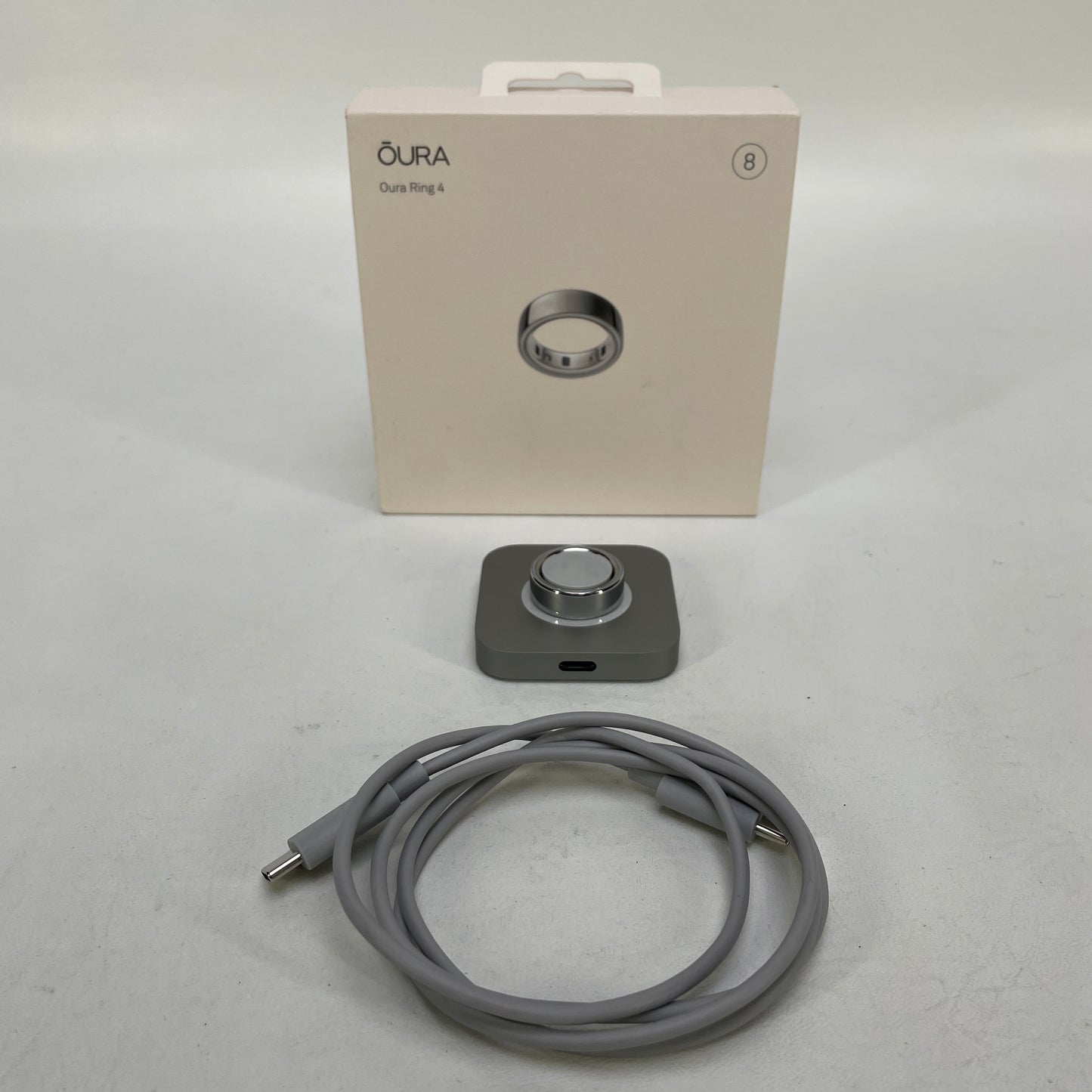 Oura Ring 4 Size 8 Activity Tracker Sliver JZ90-54217-08