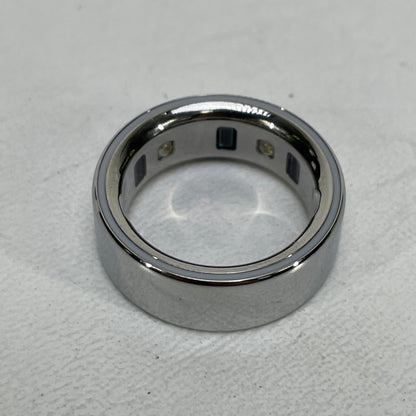 Oura Ring 4 Size 8 Activity Tracker Sliver JZ90-54217-08