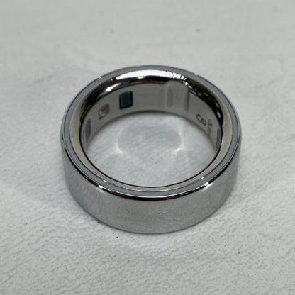 Oura Ring 4 Size 8 Activity Tracker Sliver JZ90-54217-08