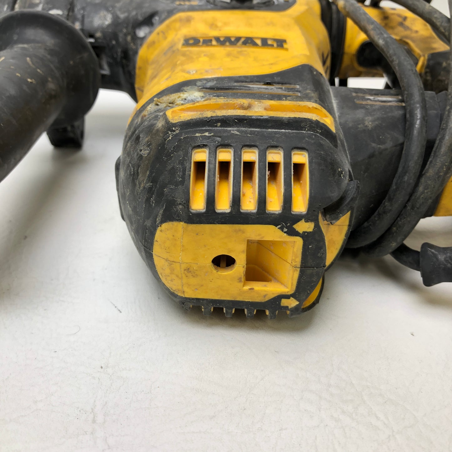 DeWalt D25333 1-1/8 In Corded SDS Plus Masonry Rotary Hammer Drill Tool