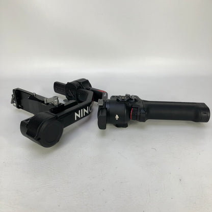 DJI RS 4 Pro Commercial-Grade 3-Axis Motorized Gimbal Stabilizer P04P