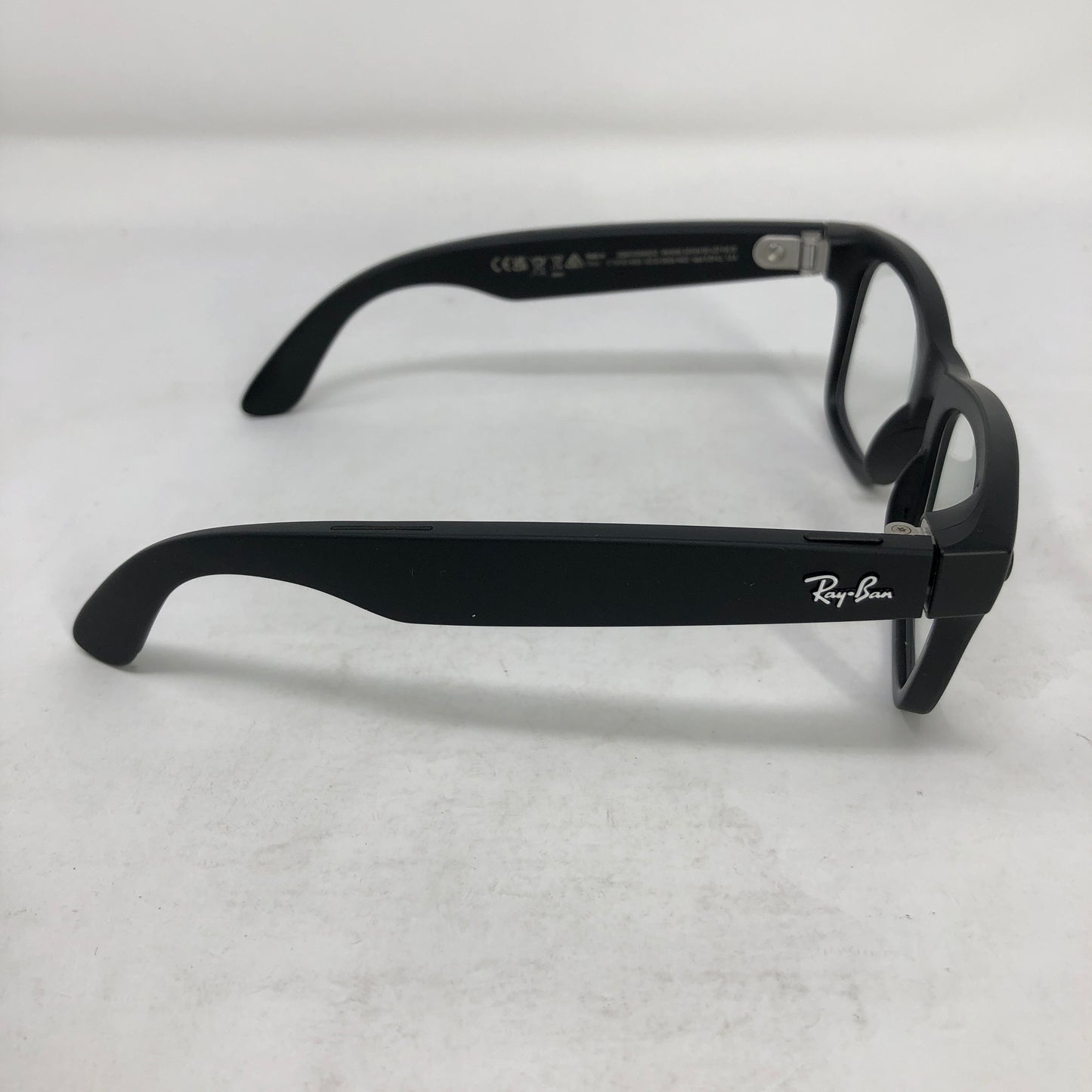 Ray-Ban Meta Wayfarer Gen 1 Matte Black Transitions RW4006 601S1M Smart Glasses