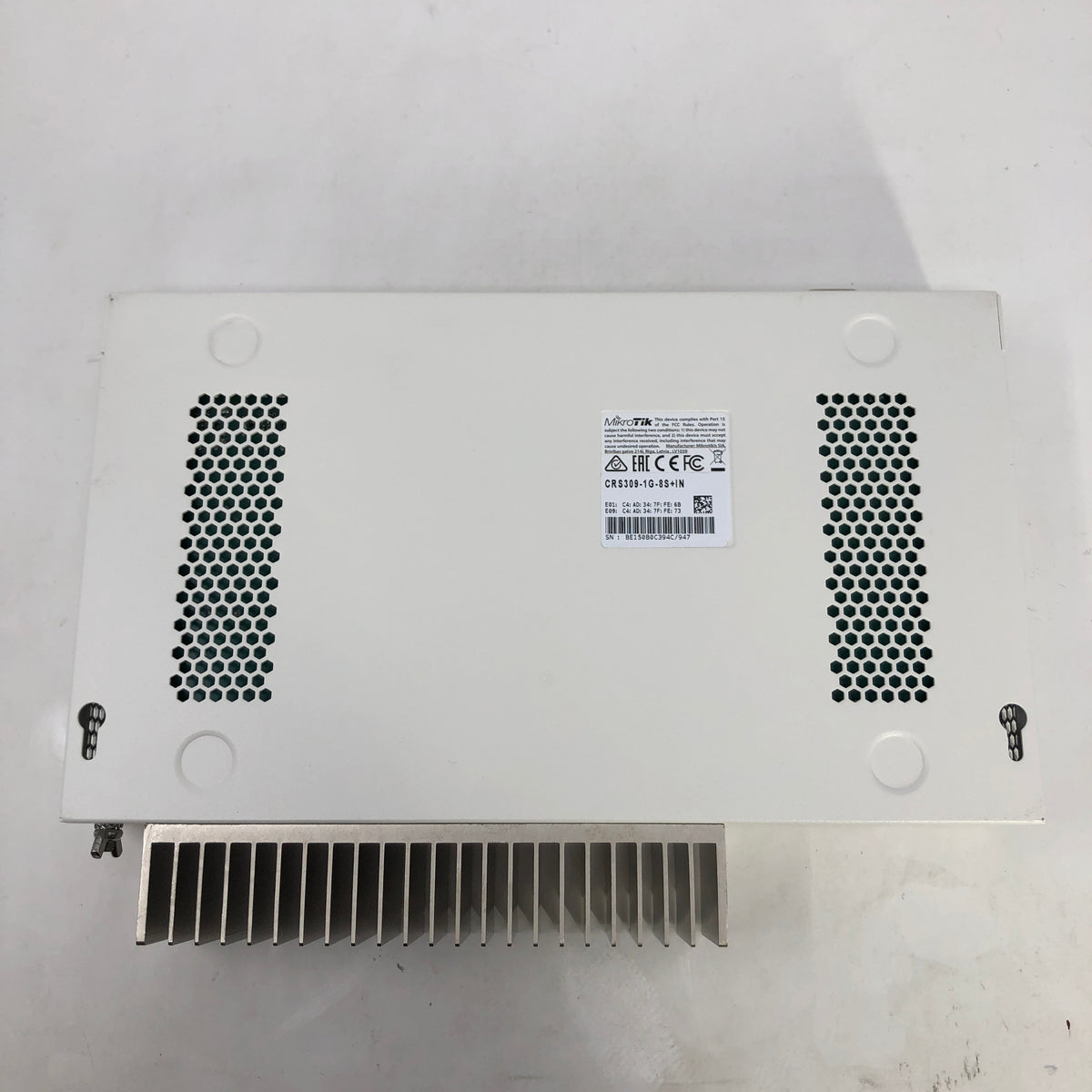 MikroTik Routerboard CRS309-1G-8S+IN Cloud Router Switch 8x 10G SFP+ Boxed Bundle