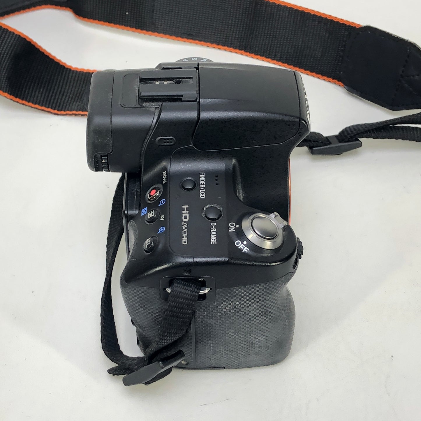 Sony Alpha SLT-A33 14.2MP SLT Digital SLR Camera w/Sony DT 18-55mm f/3.5-5.6 SAM Lens