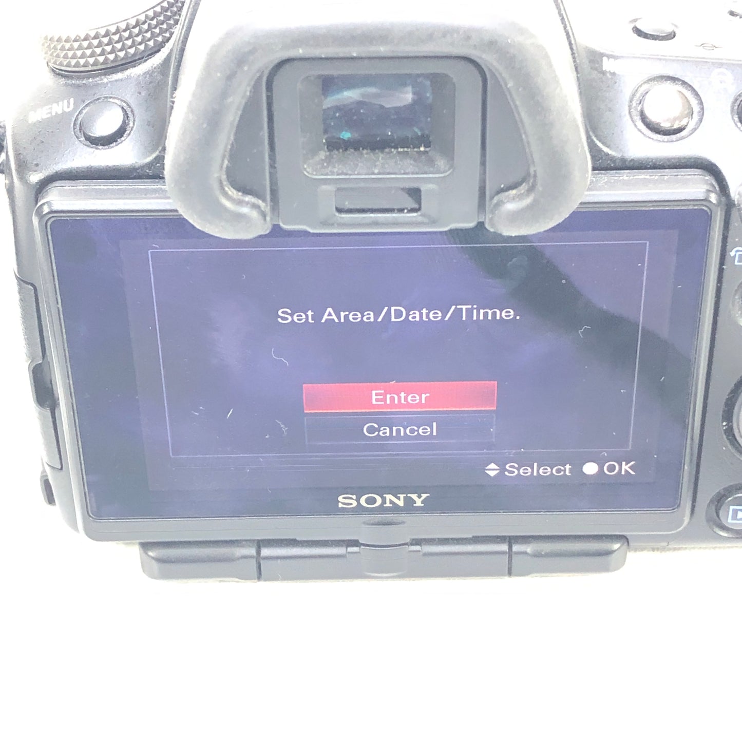 Sony Alpha SLT-A33 14.2MP SLT Digital SLR Camera w/Sony DT 18-55mm f/3.5-5.6 SAM Lens