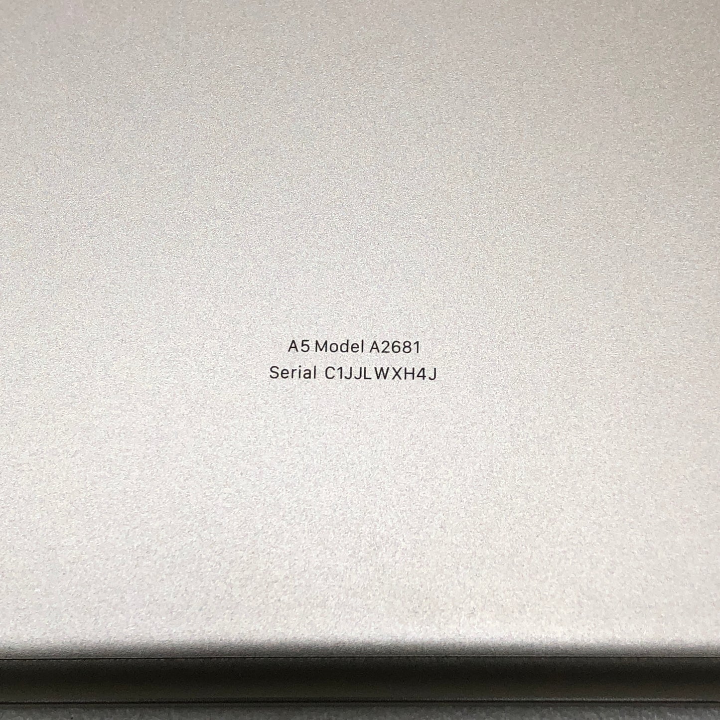 2022 Apple MacBook Air 13.6" M2 8C GPU 3.5GHz 16GB RAM 256GB SSD MC7W4LL/A