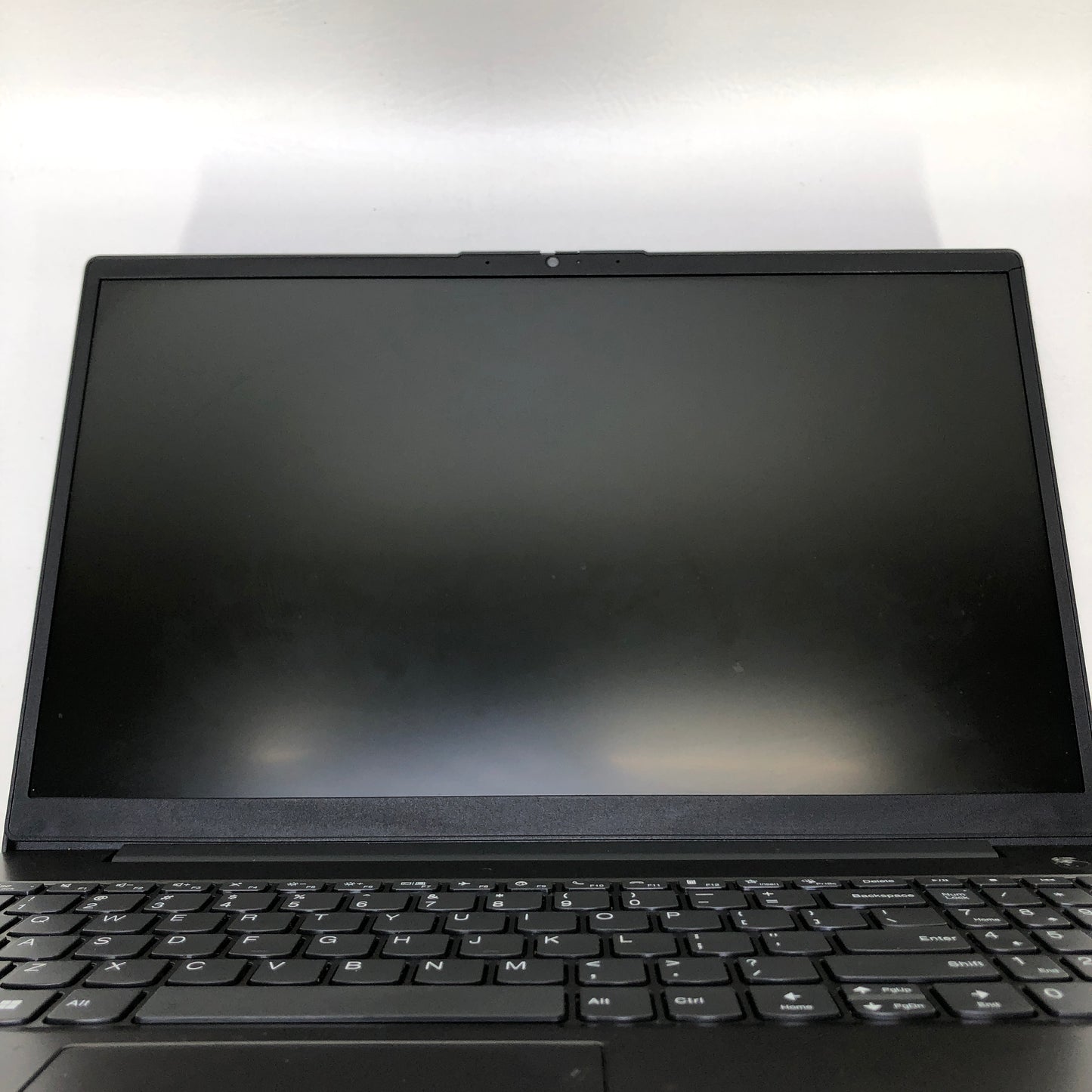 Lenovo V15 G3 IAP 15.6" i5-1235U 1.3GHz 16GB RAM 512GB SSD