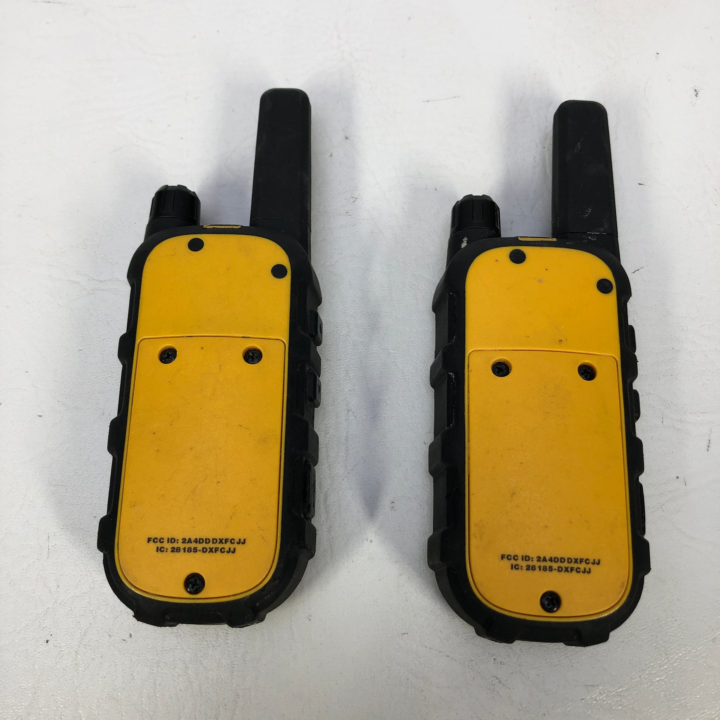 Dewalt Heavy Duty IP67 Waterproof Two-Way Radios Walkie Talkies Pair w/ Charger