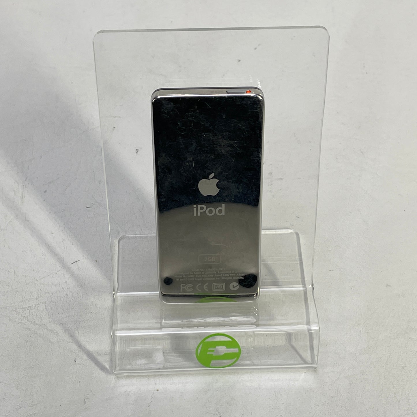 Apple iPod Nano 1st Gen 2GB Black A1137