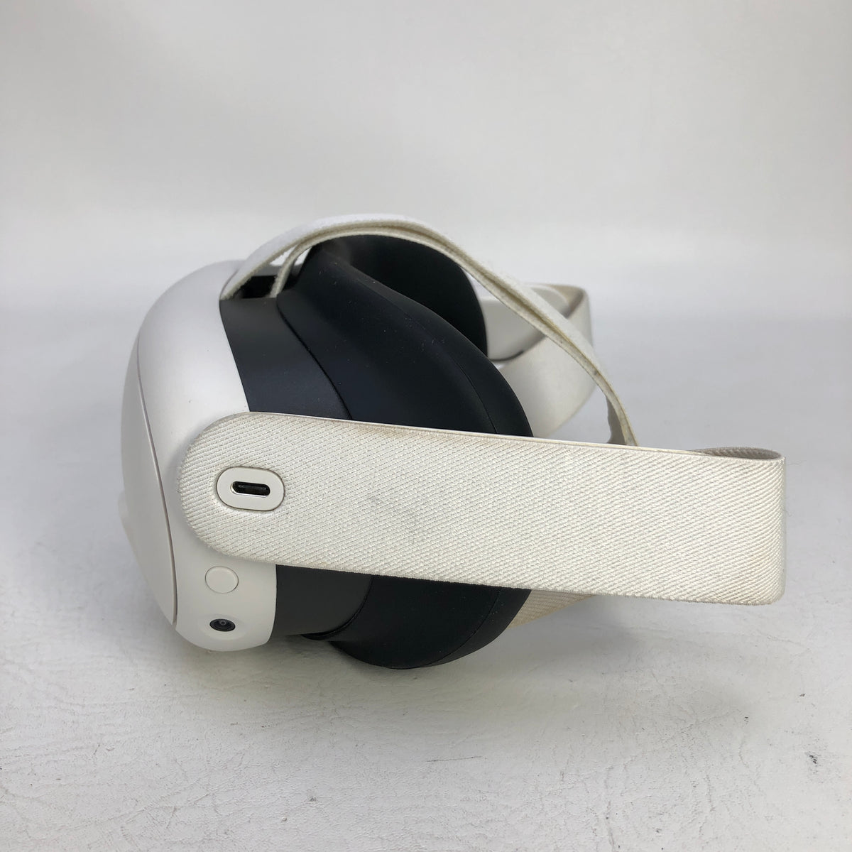 Meta Quest 3 512GB Standalone All-in-One VR Headset S3A