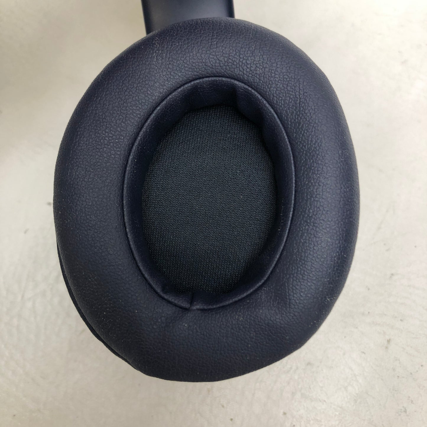 Beats Studio3 Wireless Over-Ear Bluetooth Headphones Dark Blue