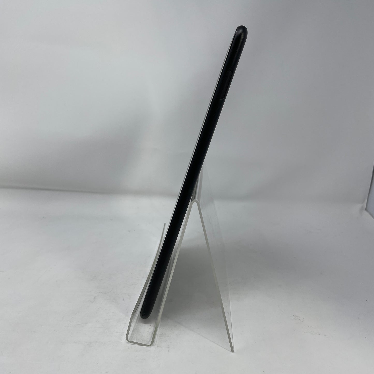 WiFi Only Amazon Kindle Fire HD 10 11th Gen 32GB Black T76N2B