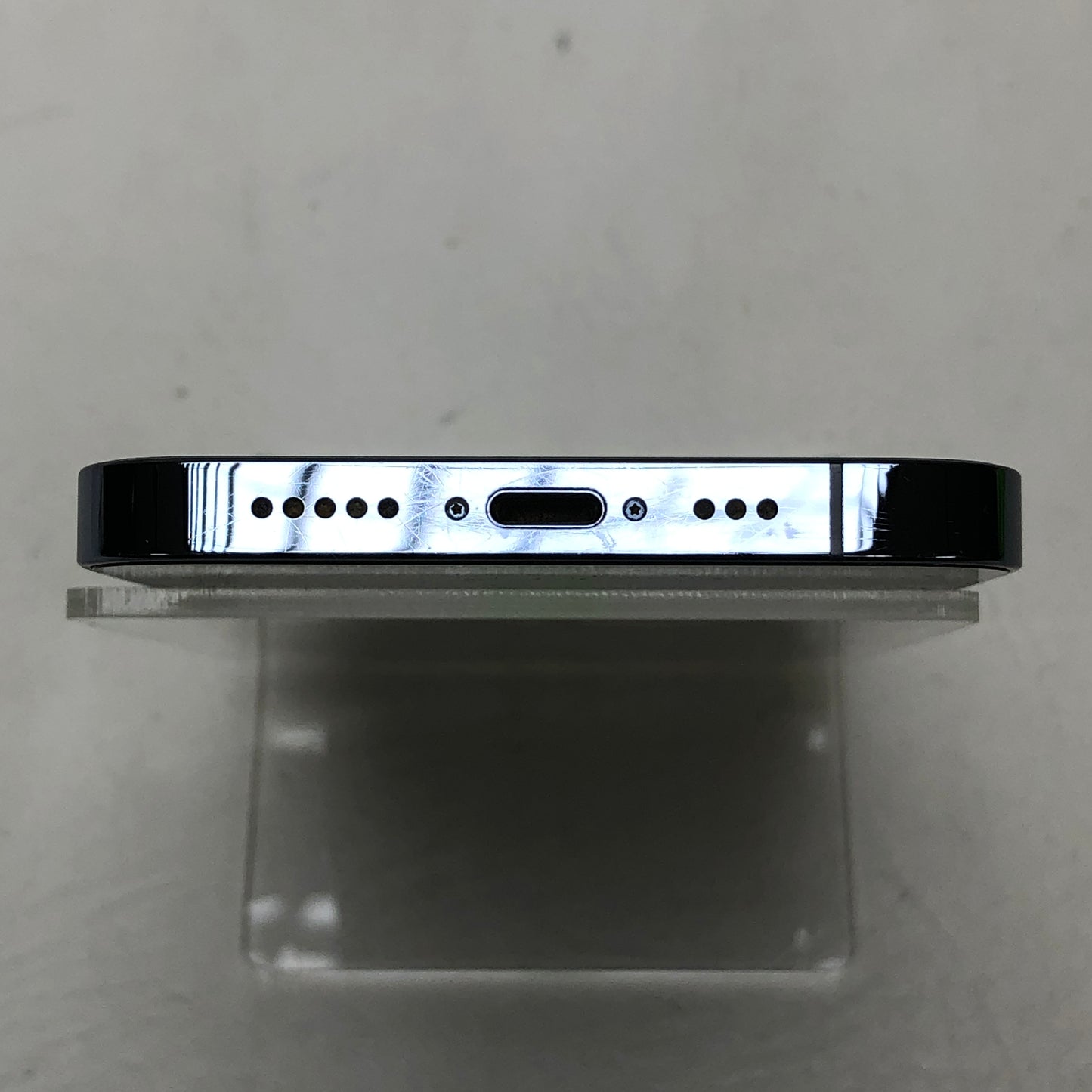Factory Unlocked Apple iPhone 13 Pro 1TB Sierra Blue NLRJ3LL/A
