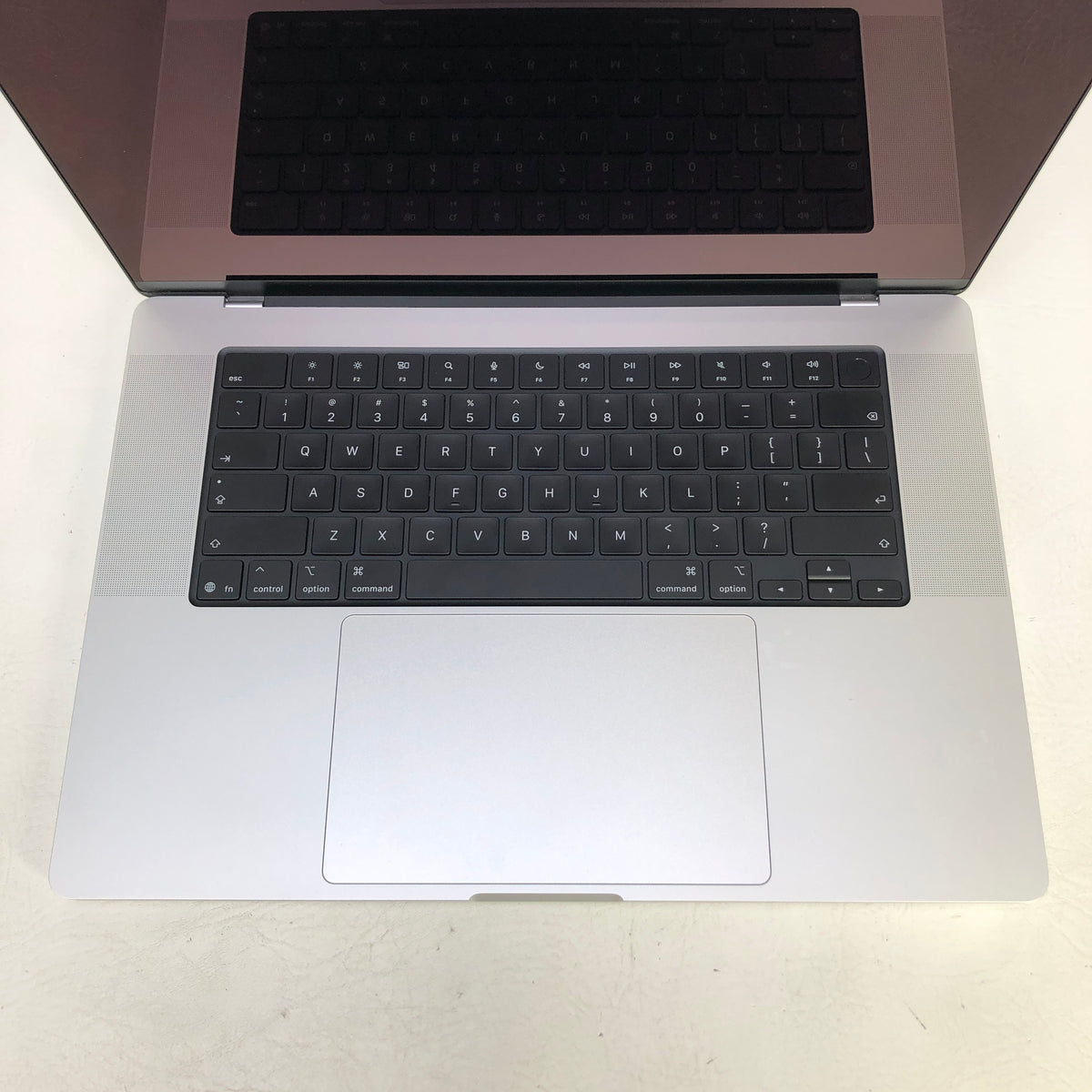 2026 Apple MacBook Pro 16" M5 Pro 20C GPU 4.6GHz 48GB RAM 1TB SSD MGE64LL/A