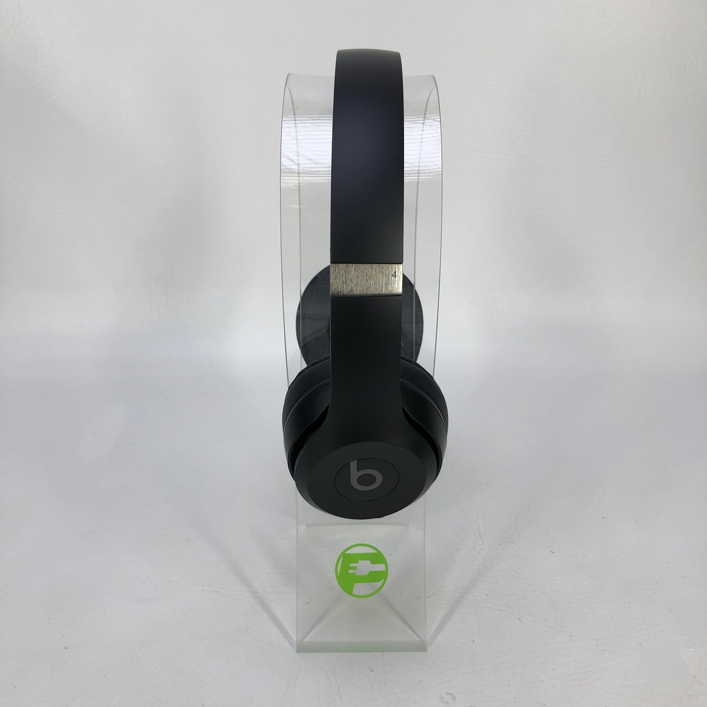 Beats Solo4  Wireless Bluetooth On-Ear Headphones Matte Black MUW23LL/A