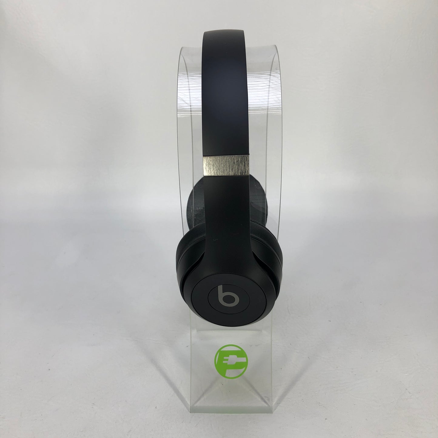 Beats Solo4  Wireless Bluetooth On-Ear Headphones Matte Black MUW23LL/A