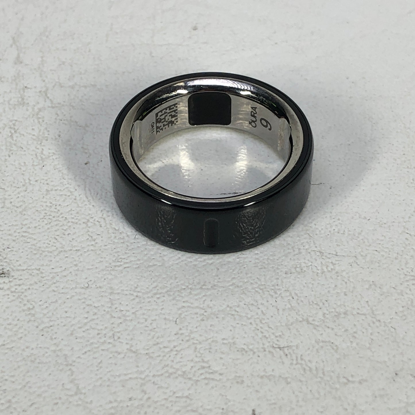 Oura Ring 4 Size 9 Activity Tracker Black JZ90-54144-09