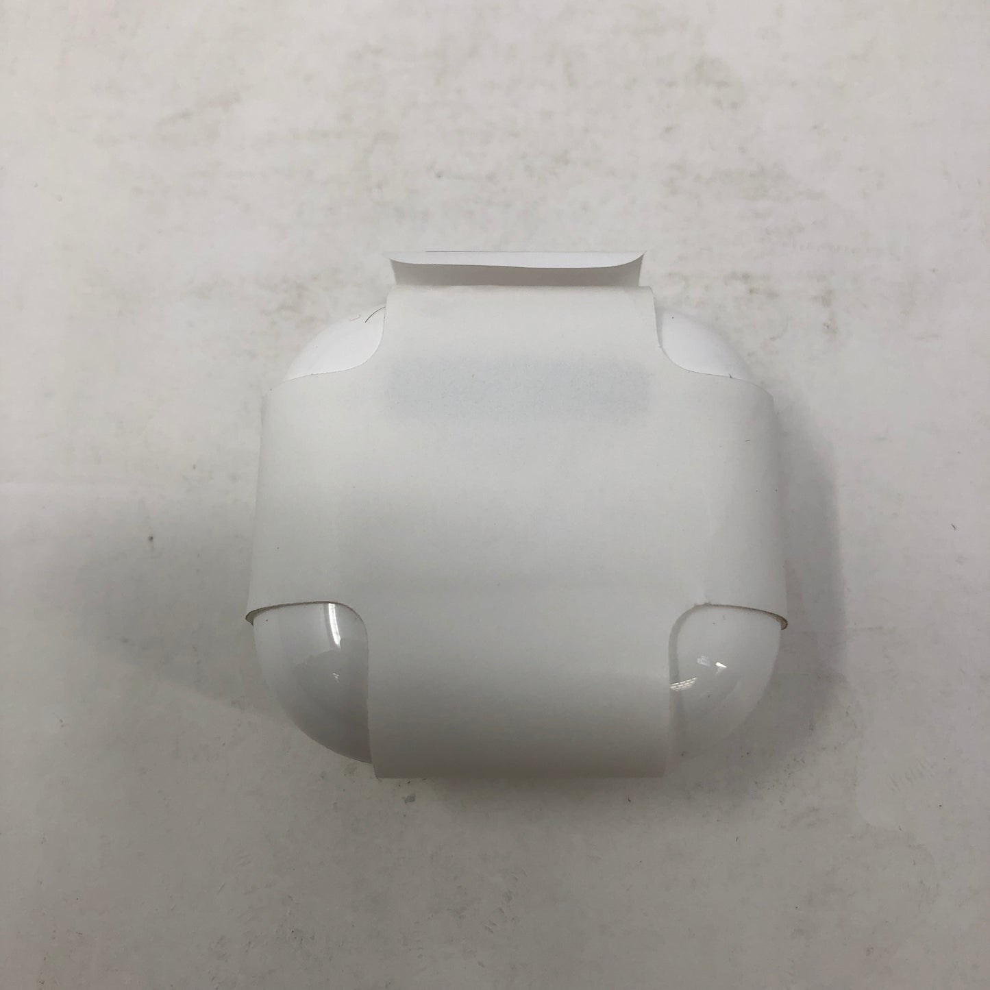 New Apple AirPods 4th Gen with Charging Case A3056 A3055 A3059  MXP93ZM/A