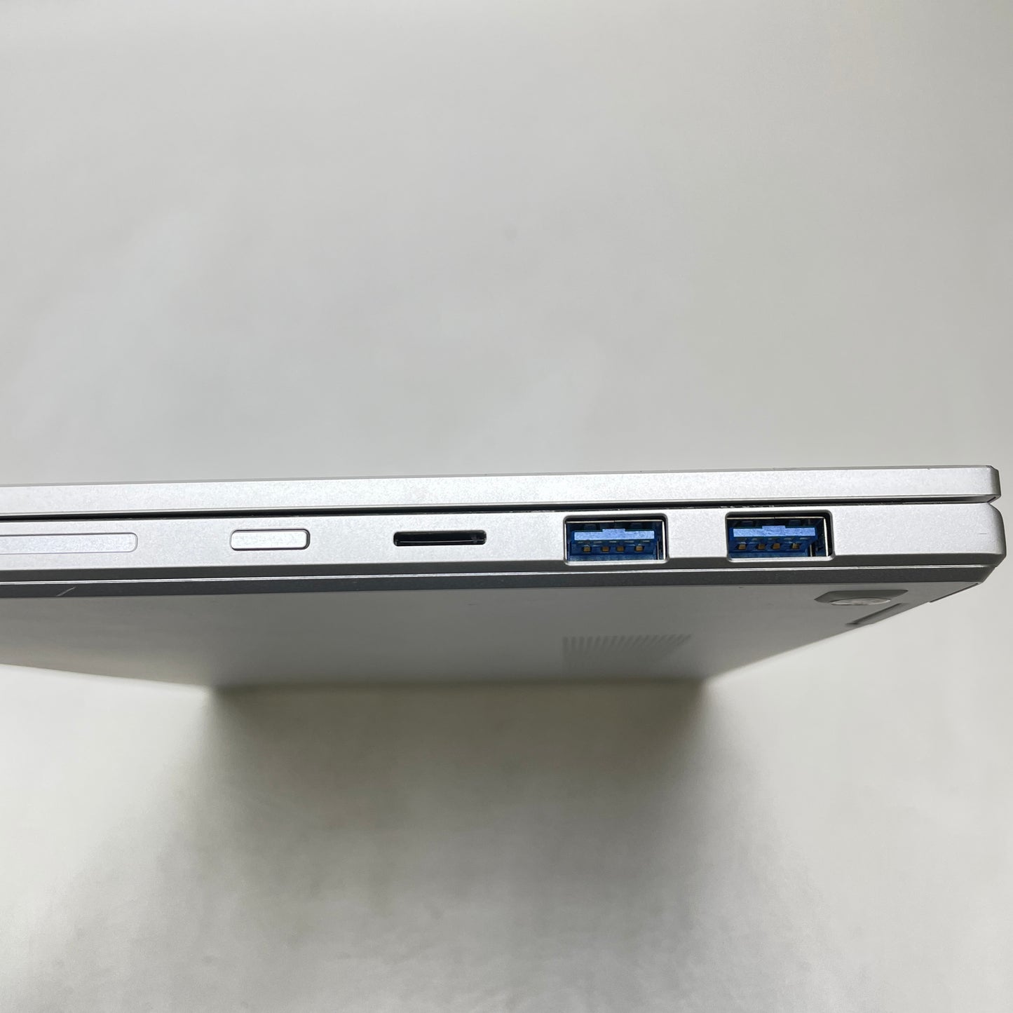 Samsung Galaxy Book Flex2 Alpha NP730QDA 13.3" i5-1135G7 2.4GHz 8GB RAM 256GB 