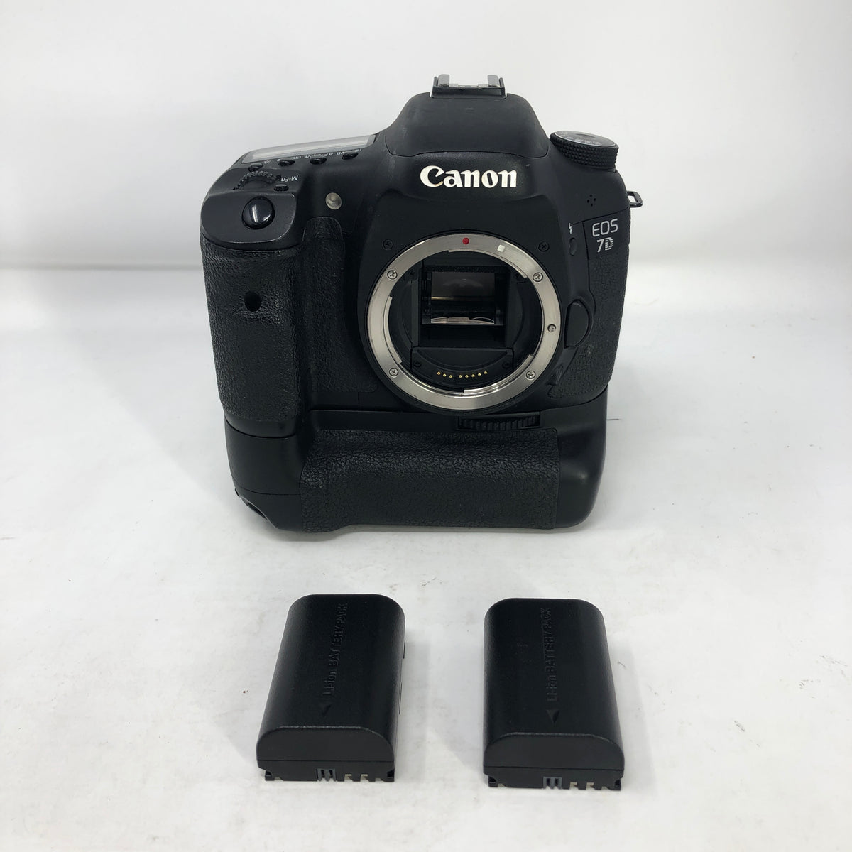Canon EOS 7D 18.0 MP Digital SLR (DSLR) Camera Black