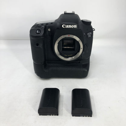 Canon EOS 7D 18.0 MP Digital SLR (DSLR) Camera Black
