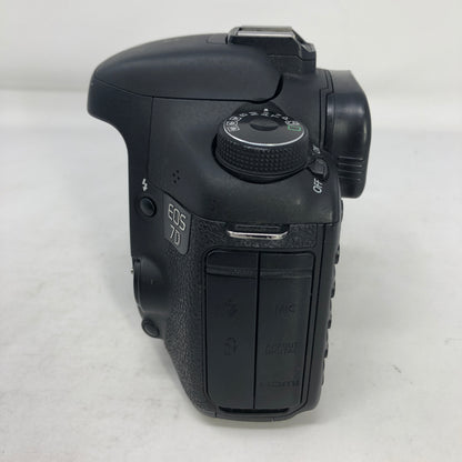 Canon EOS 7D 18.0 MP Digital SLR (DSLR) Camera Black