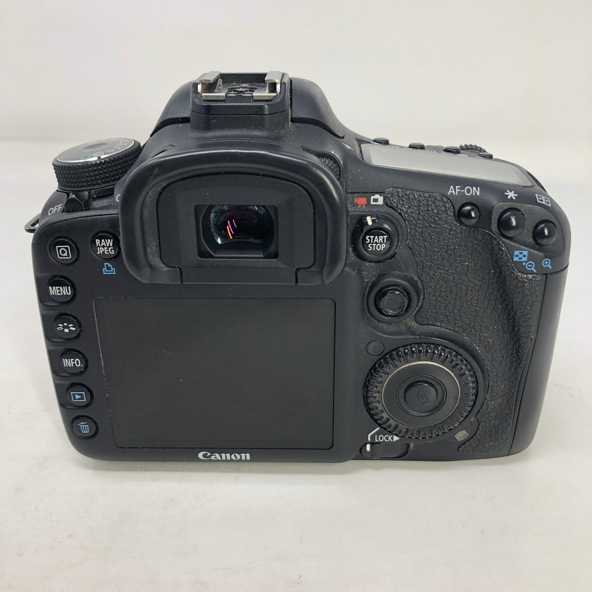 Canon EOS 7D 18.0 MP Digital SLR (DSLR) Camera Black