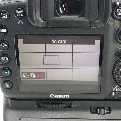 Canon EOS 7D 18.0 MP Digital SLR (DSLR) Camera Black