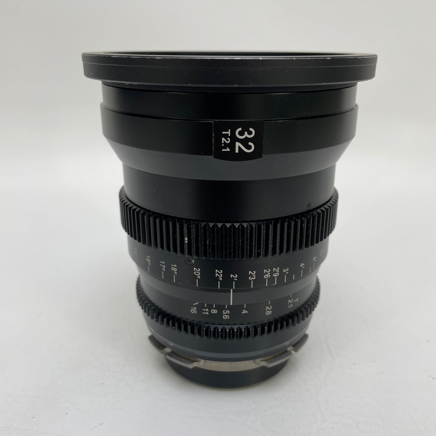 SLR Magic 32mm T2.1 For Fujifilm X-Mount