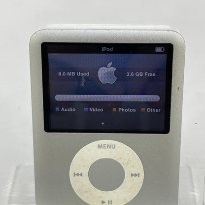 Apple iPod Nano 3rd Gen 4GB Silver MA978LL