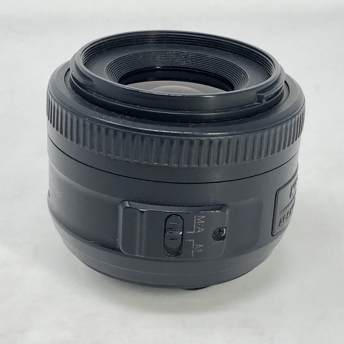 Nikon AF-S DX NIKKOR 35mm f/1.8  Standard Lens Auto & Manual Focus