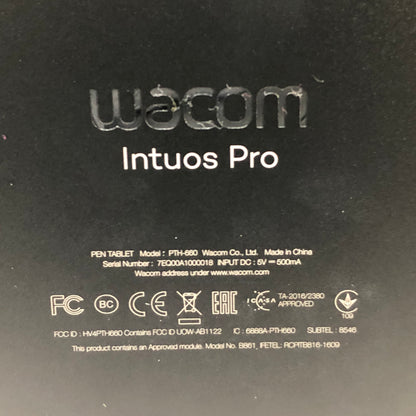Wacom Intuos Pro Paper Edition Creative Pen Tablet PTH660P