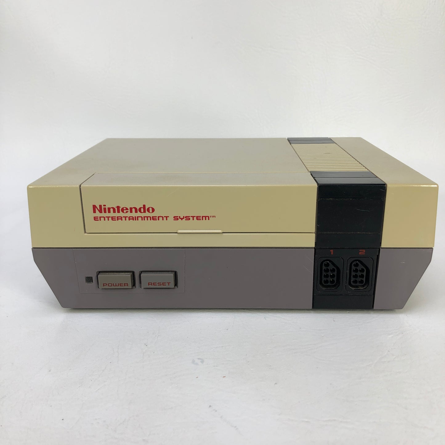 Nintendo Entertainment System NES Console Gaming System NES-001 Gray