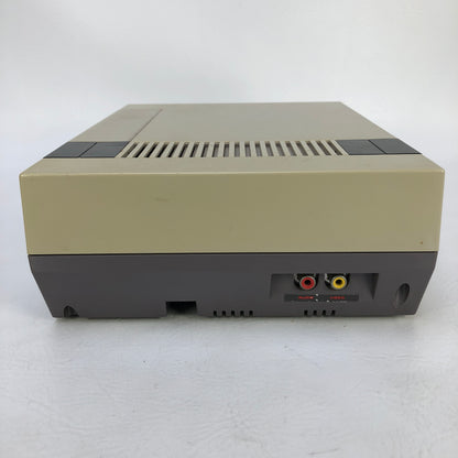 Nintendo Entertainment System NES Console Gaming System NES-001 Gray