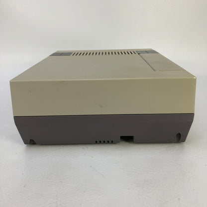 Nintendo Entertainment System NES Console Gaming System NES-001 Gray